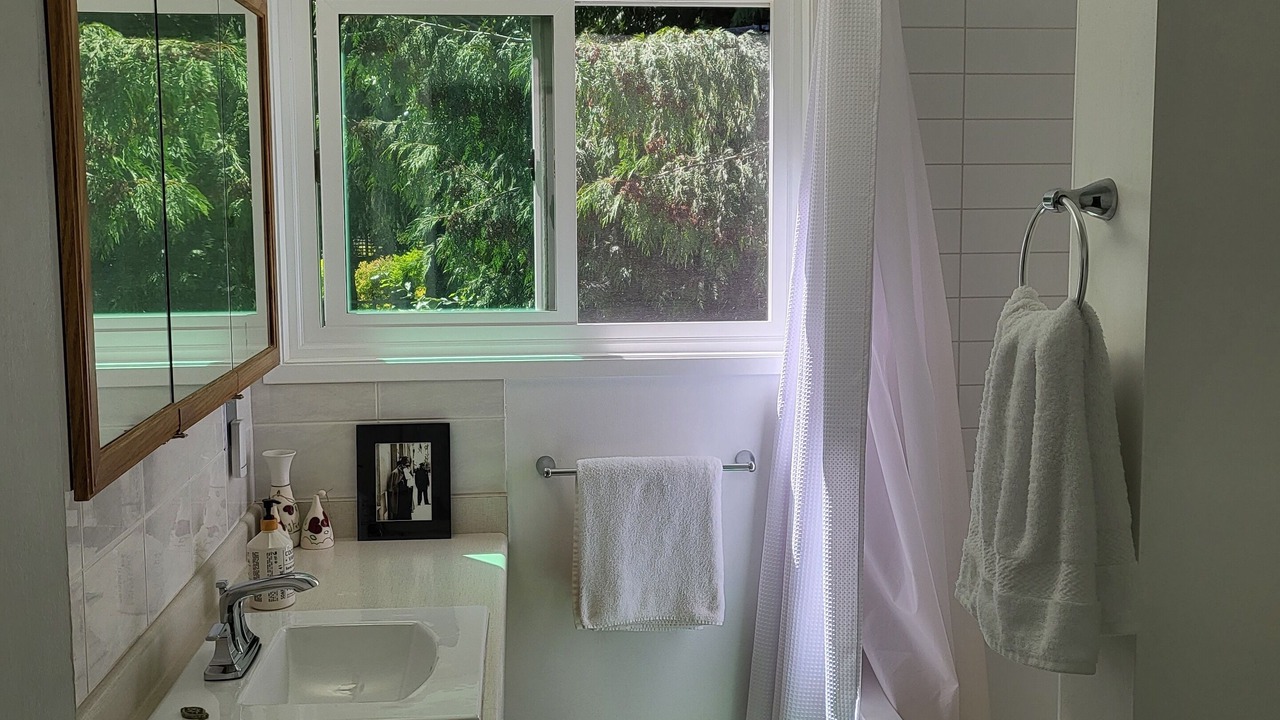 Photo of Bathroom in Saanich