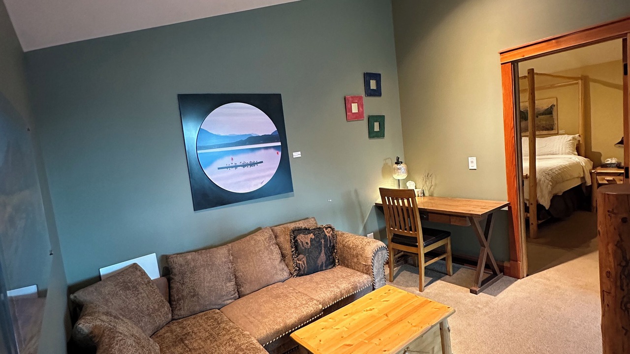 Photo of Livingroom in Invermere