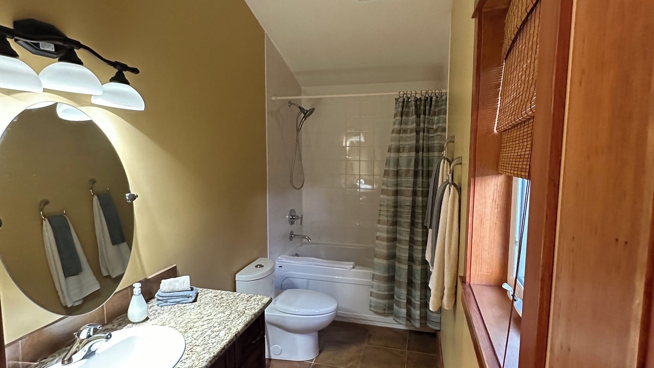 Photo of Bathroom in Invermere