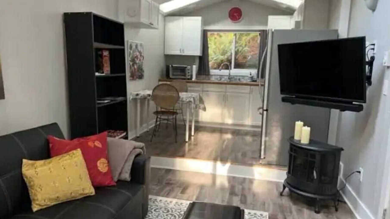 Photo of Livingroom in Bowen Island