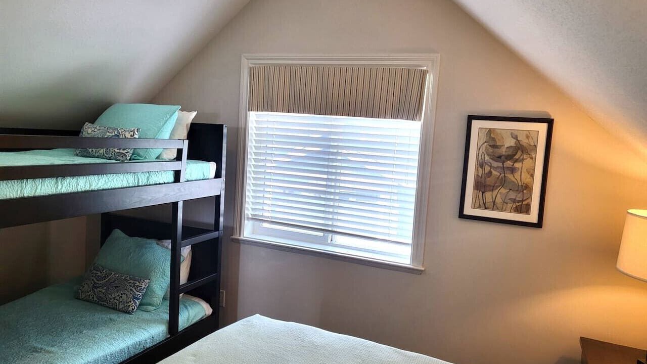 Photo of Bedroom in Osoyoos