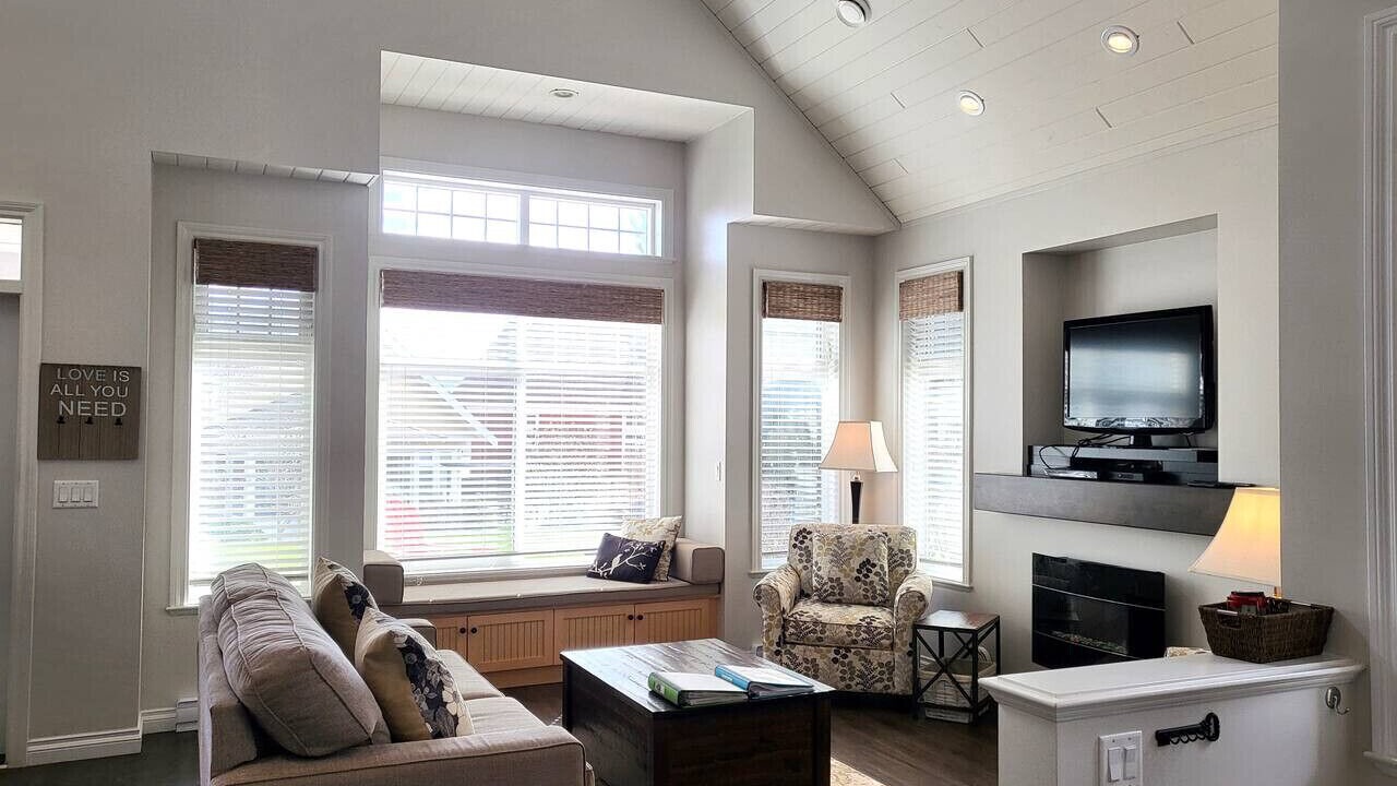 Photo of Livingroom in Osoyoos