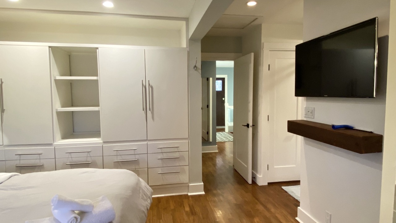 Photo of Bedroom in Kelowna Central Business District