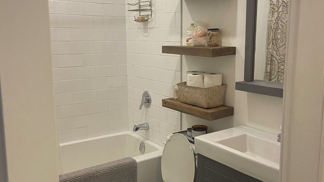 Photo of Bathroom in Smithers
