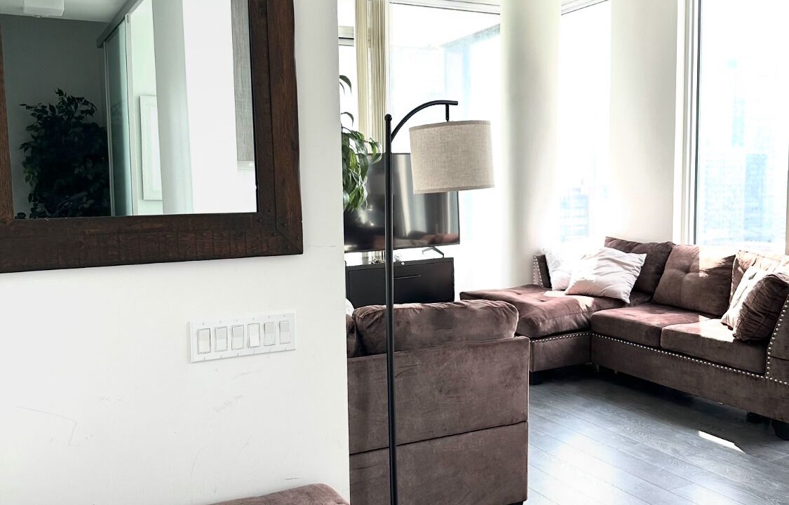 Photo of Livingroom in Church and Wellesley