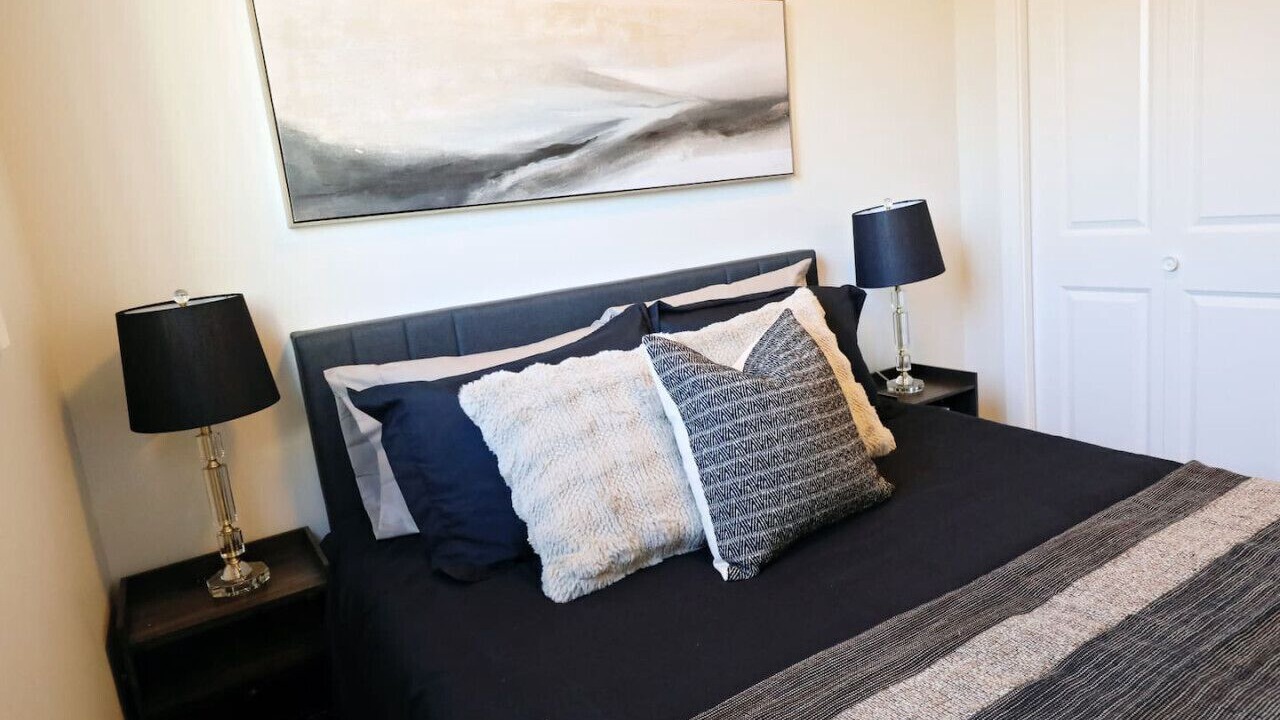 Photo of Bedroom in North Central Edmonton