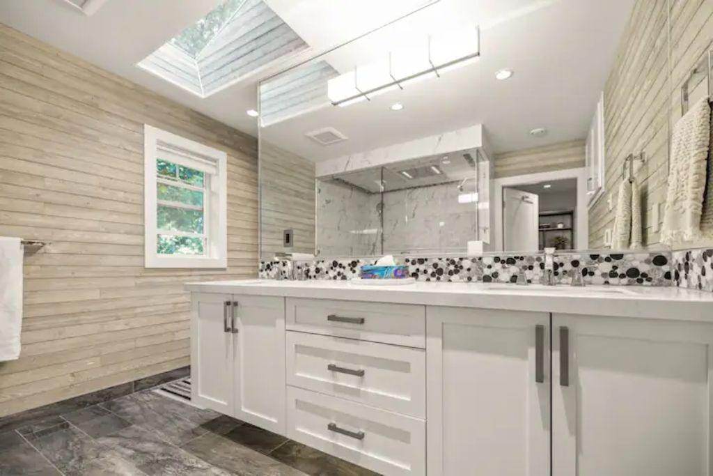 Photo of Bathroom in Highlands