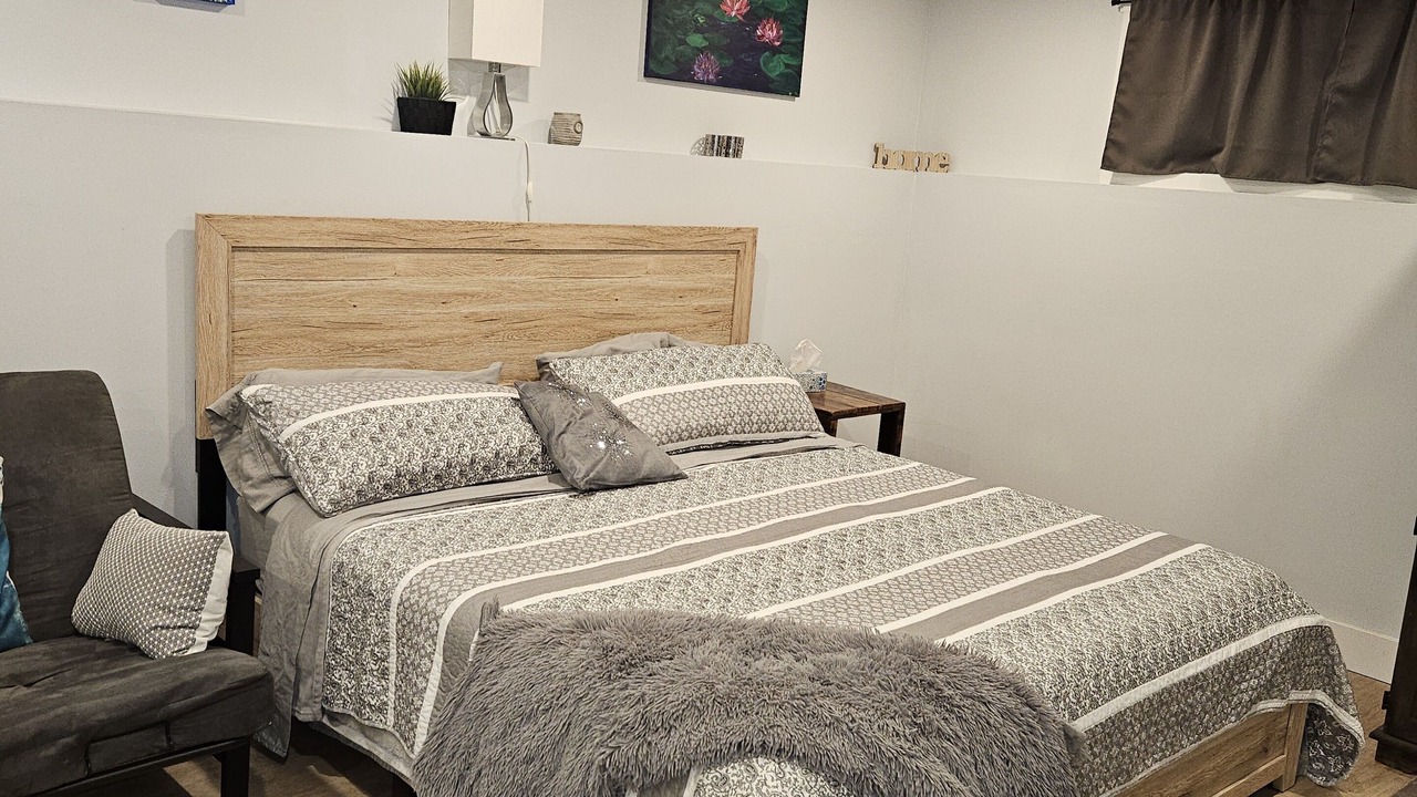 Photo of Bedroom in Duncan