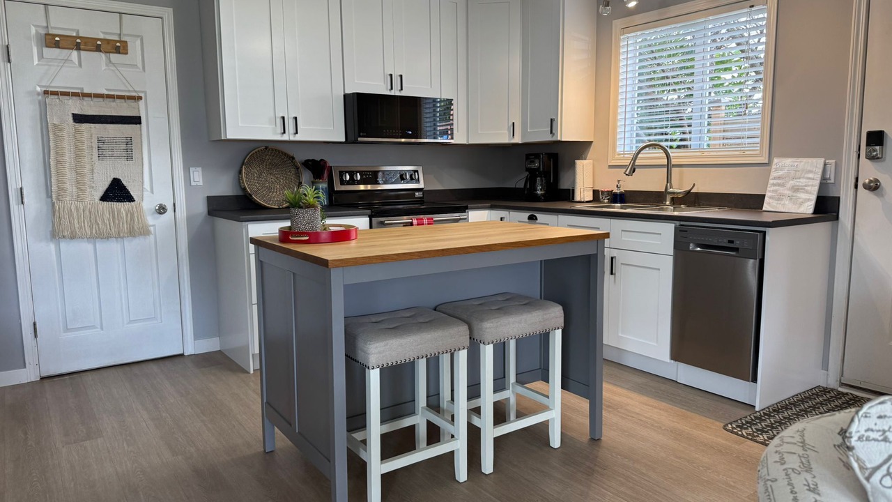 Photo of Kitchen in Colwood