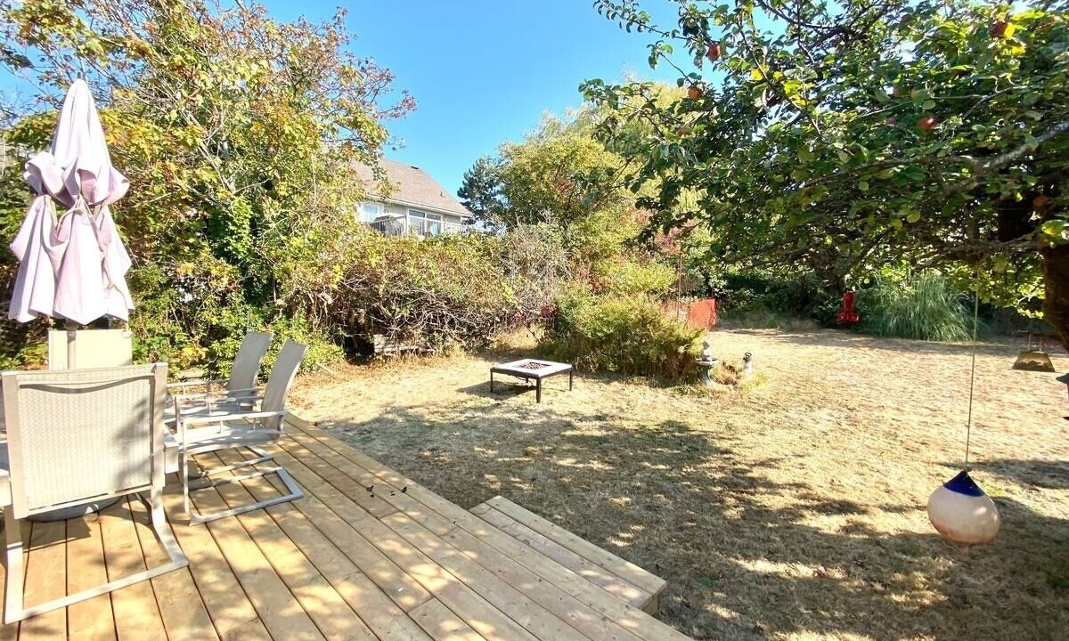 Photo of Outdoor in Esquimalt