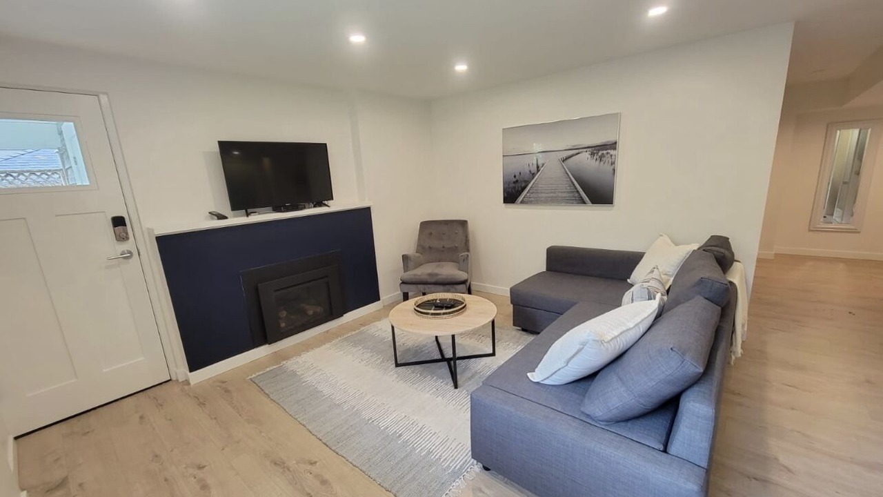 Photo of Livingroom in District of North Vancouver