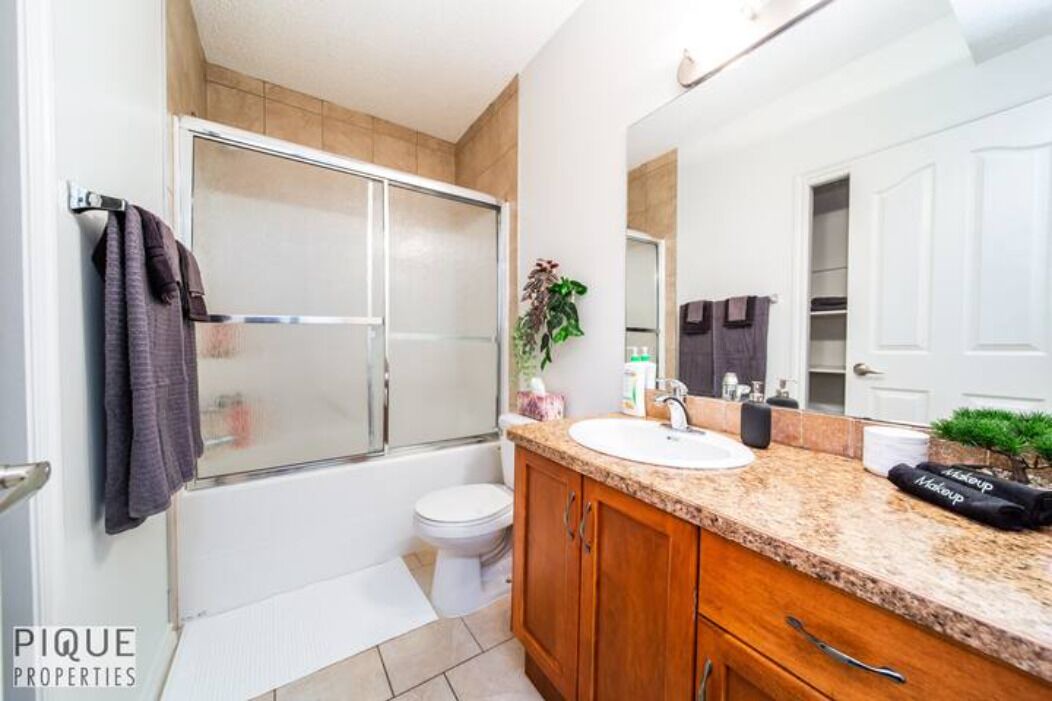 Photo of Bathroom in Jasper Place
