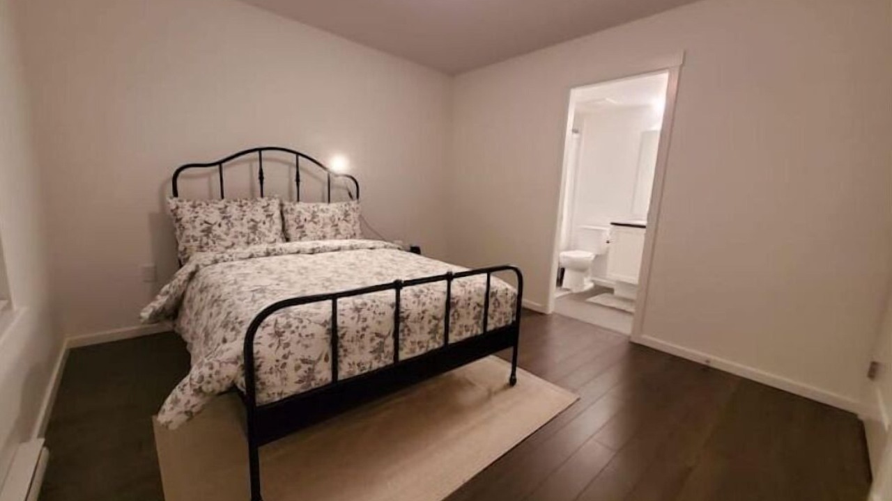 Photo of Bedroom in Guildford