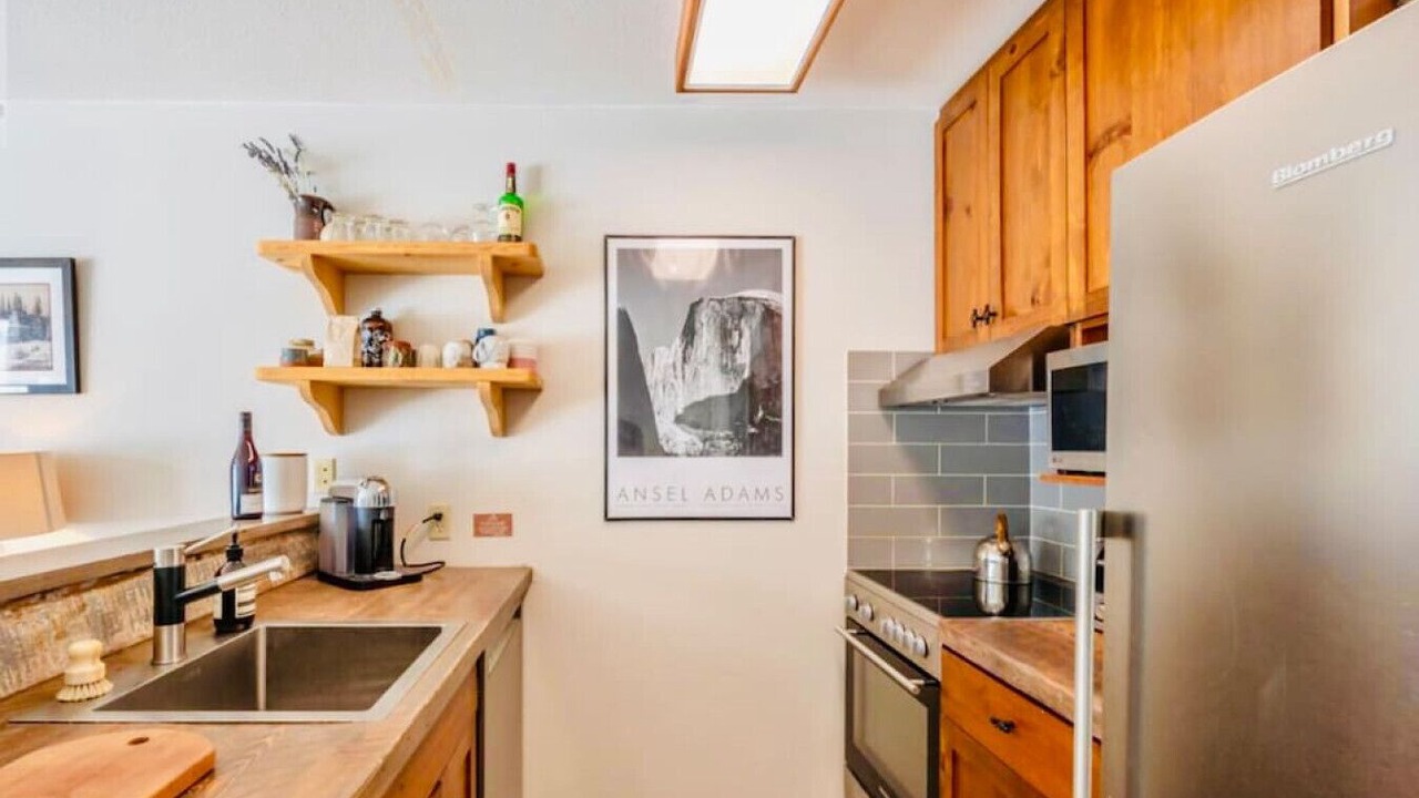Photo of Kitchen in Apex Mountain