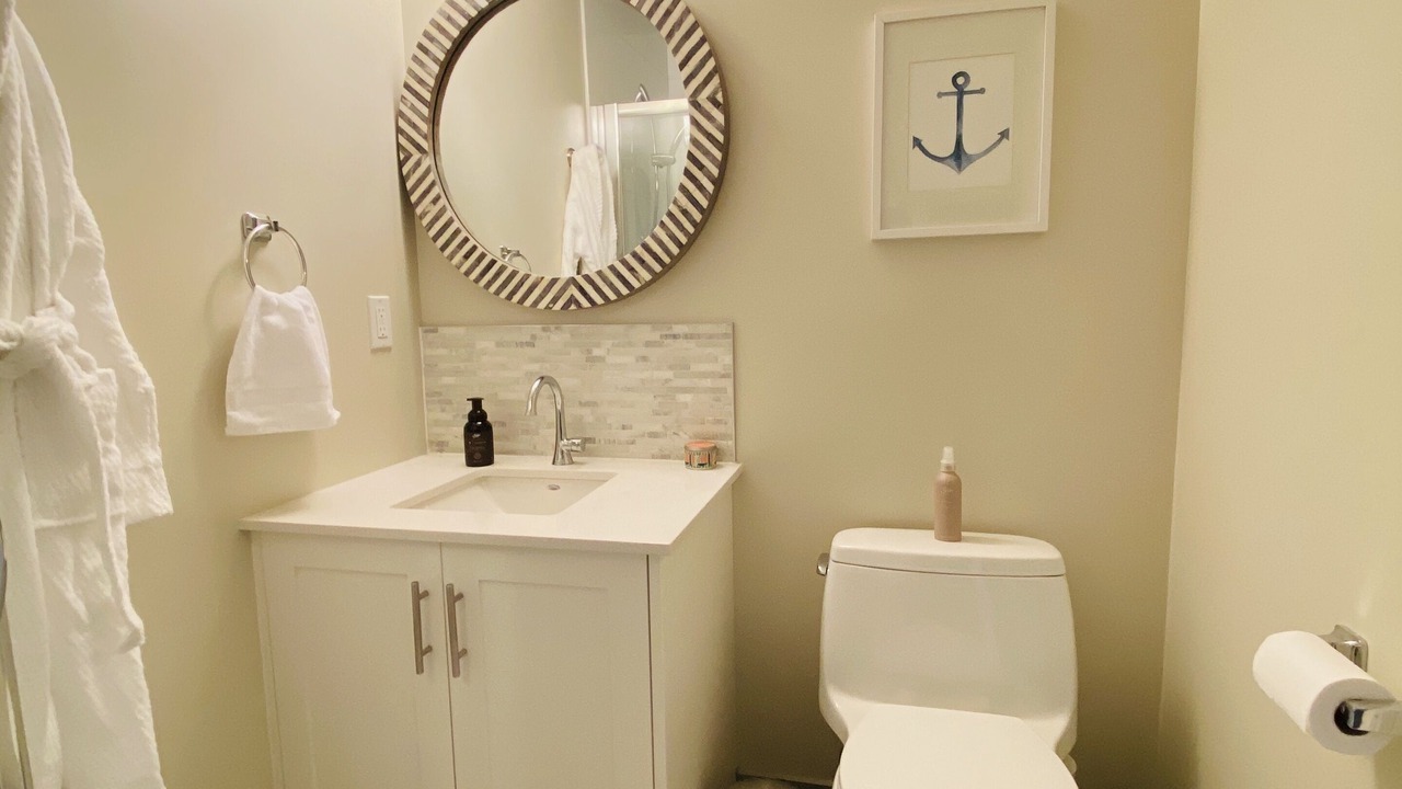 Photo of Bathroom in Dollarton