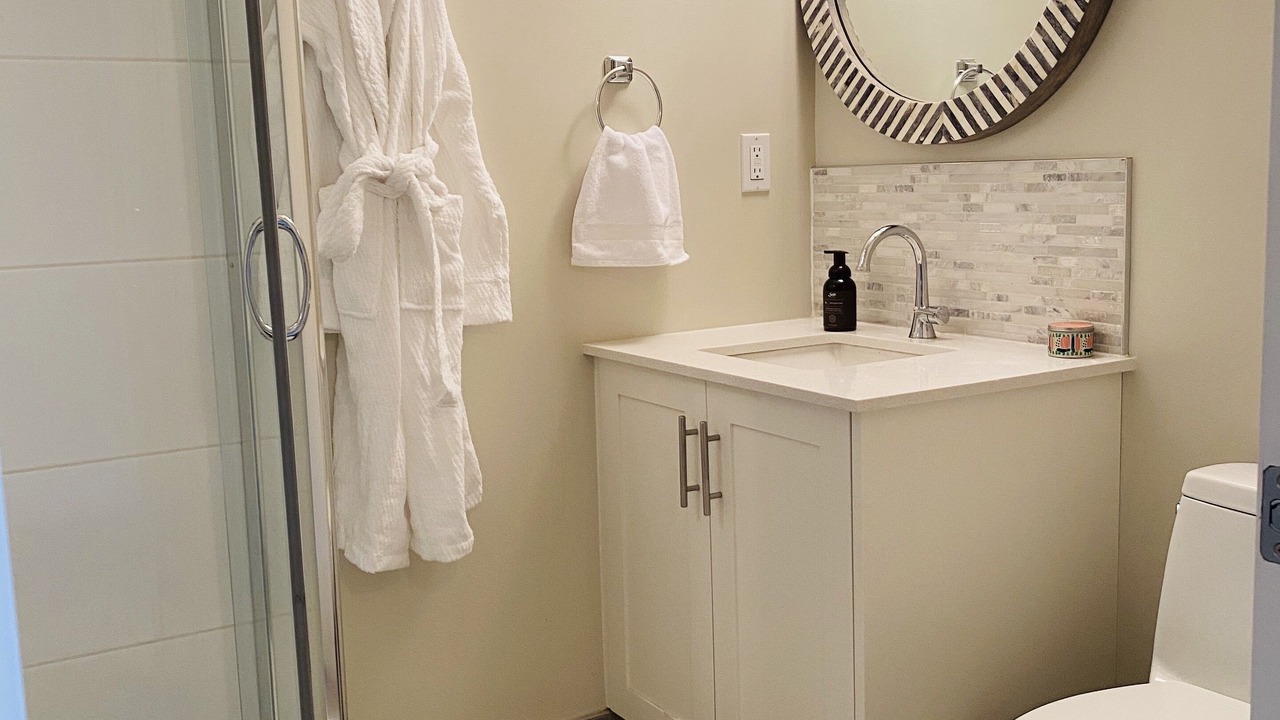 Photo of Bathroom in Dollarton