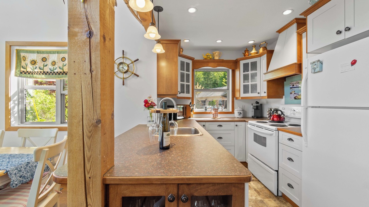 Photo of Kitchen in Blind Bay