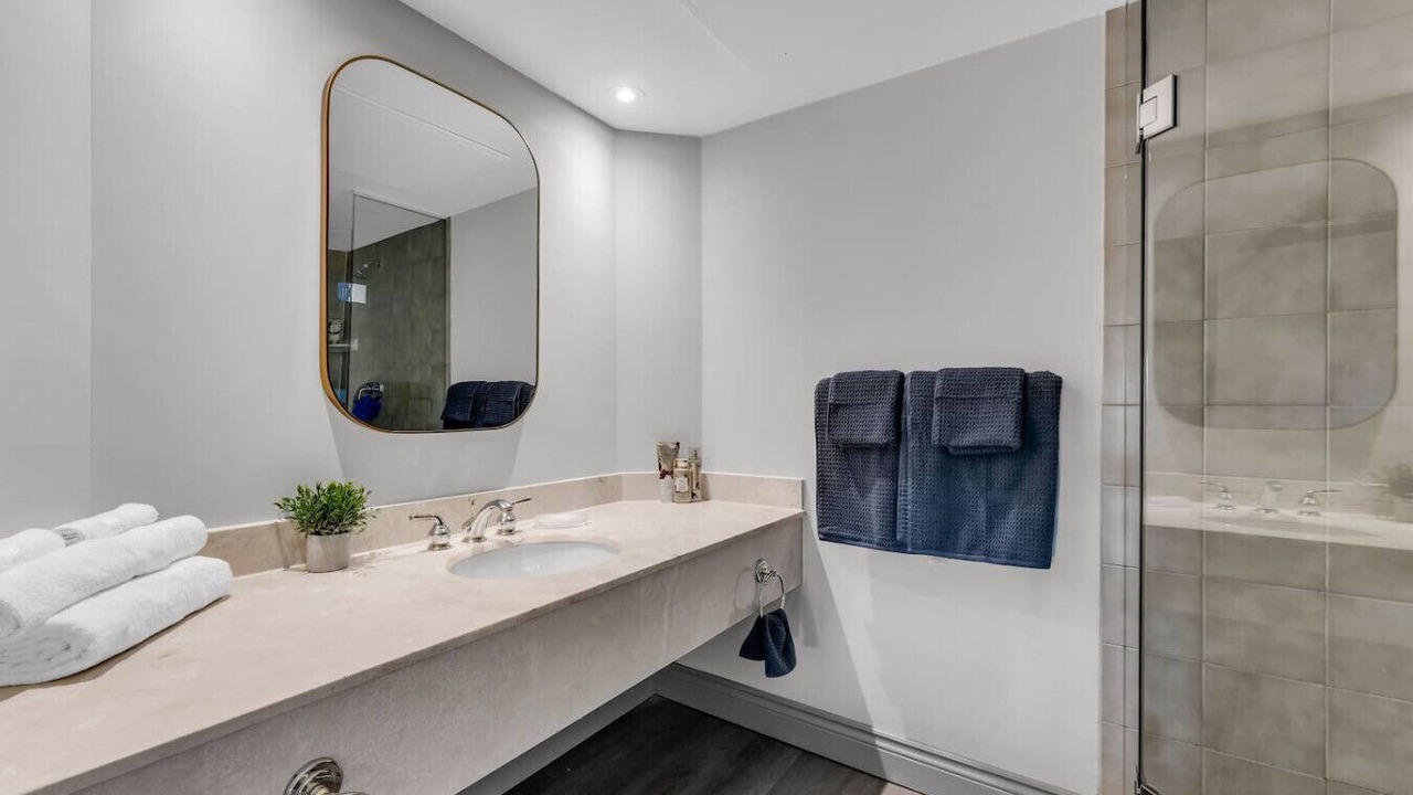 Photo of Bathroom in Oro-Medonte