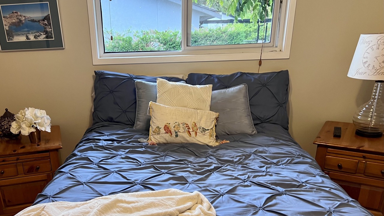 Photo of Bedroom in Saanich West