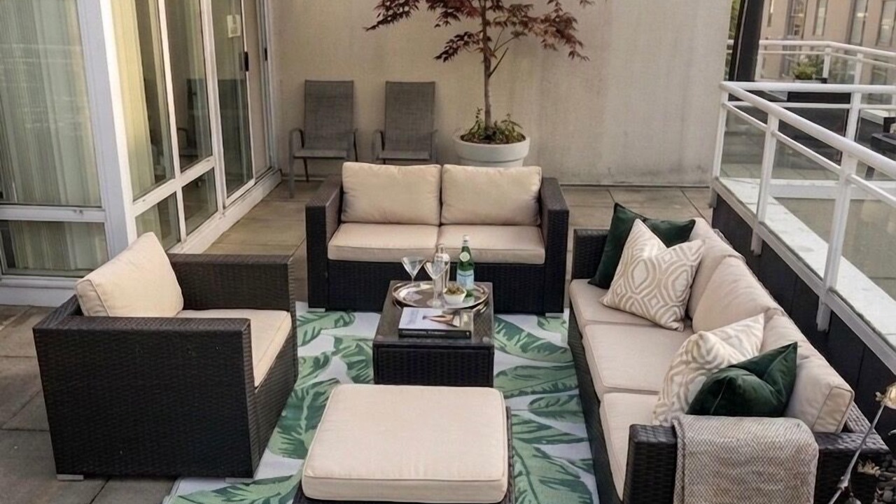 Photo of Patio Balcony in Downtown Vancouver