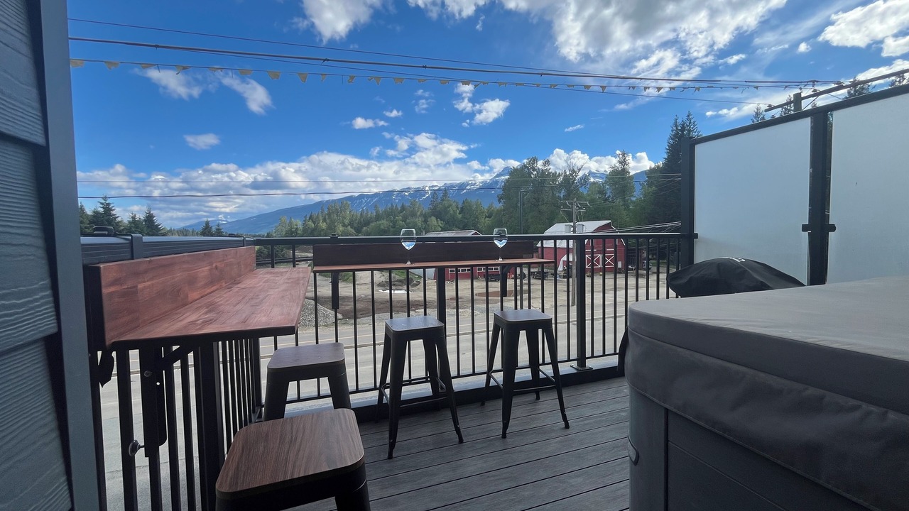 Photo of Patio Balcony in Revelstoke