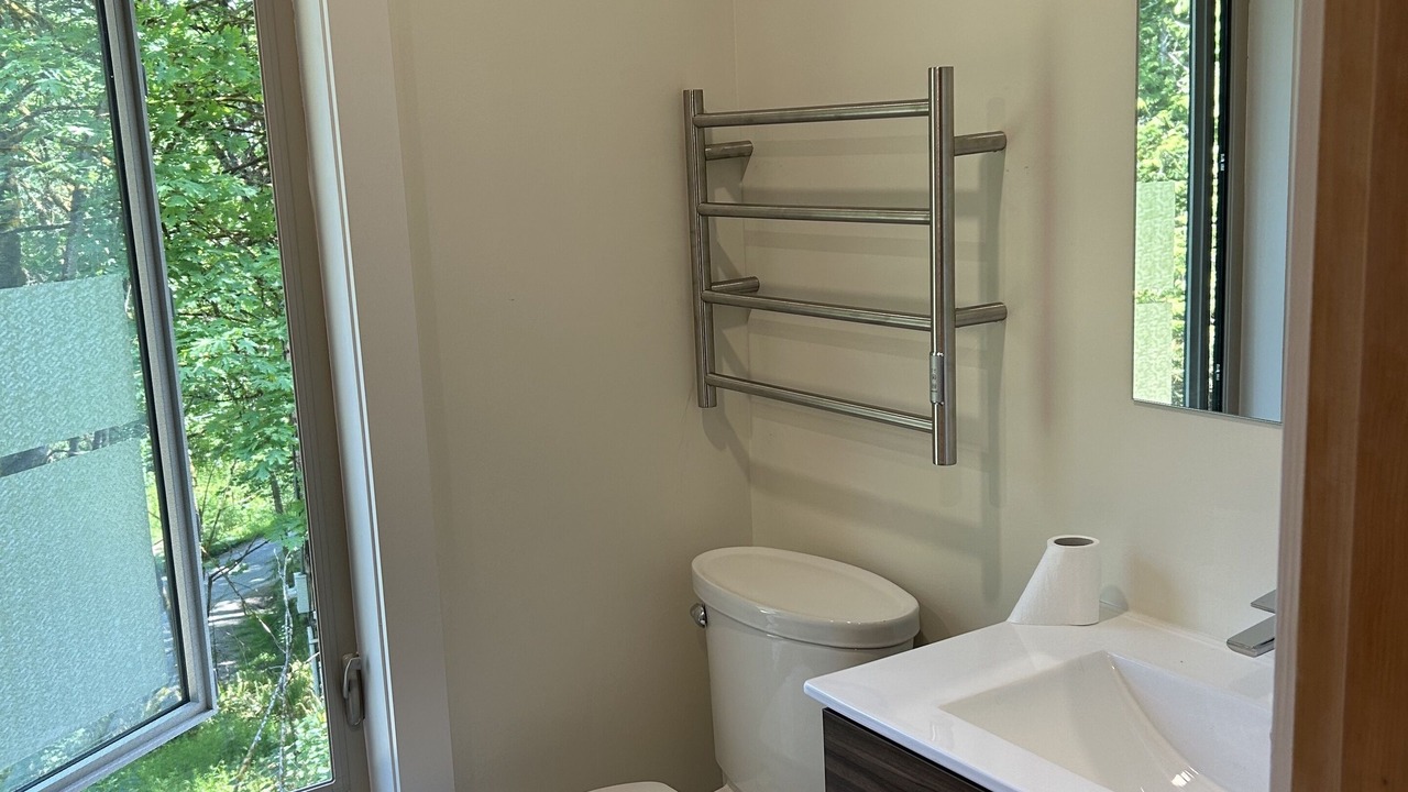 Photo of Bathroom in Salt Spring Island