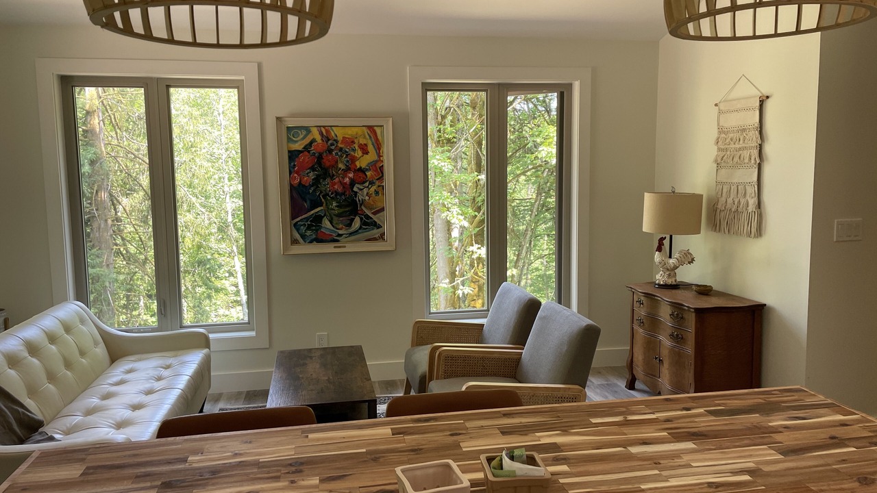 Photo of Livingroom in Salt Spring Island