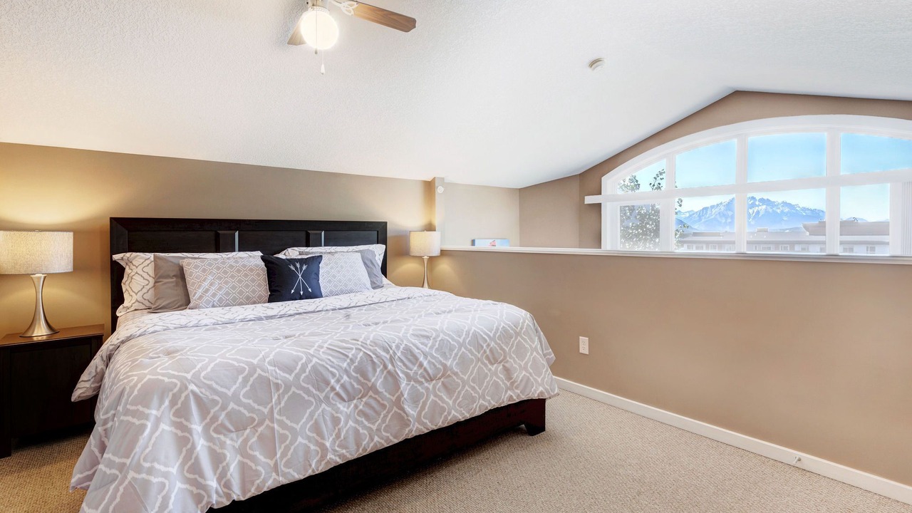 Photo of Bedroom in Cougar Creek