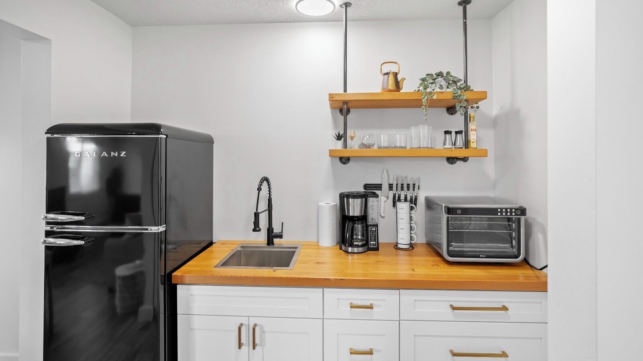 Photo of Kitchen in Lake Cowichan