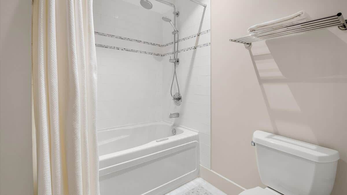 Photo of Bathroom in Nordic Estates