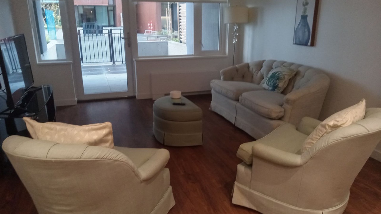 Photo of Livingroom in Inner Harbour