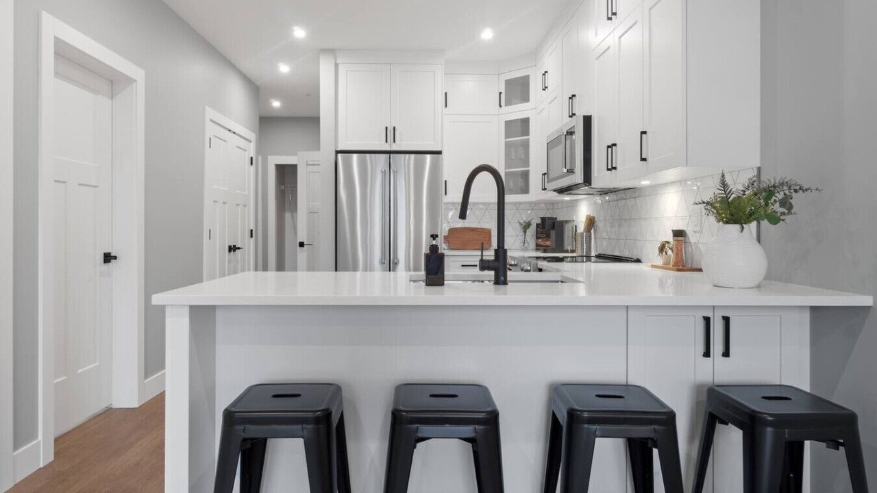 Photo of Kitchen in Harrison Hot Springs