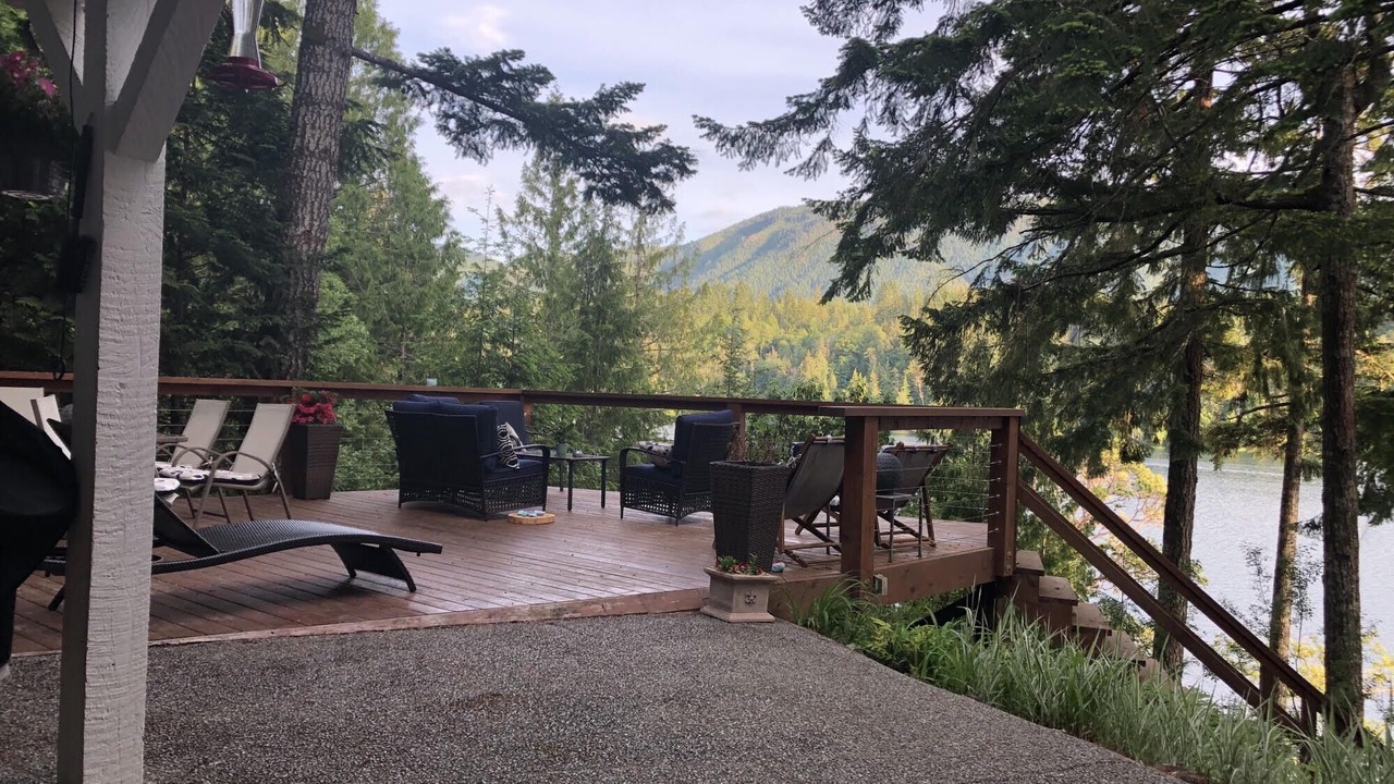 Photo of Patio Balcony in Youbou
