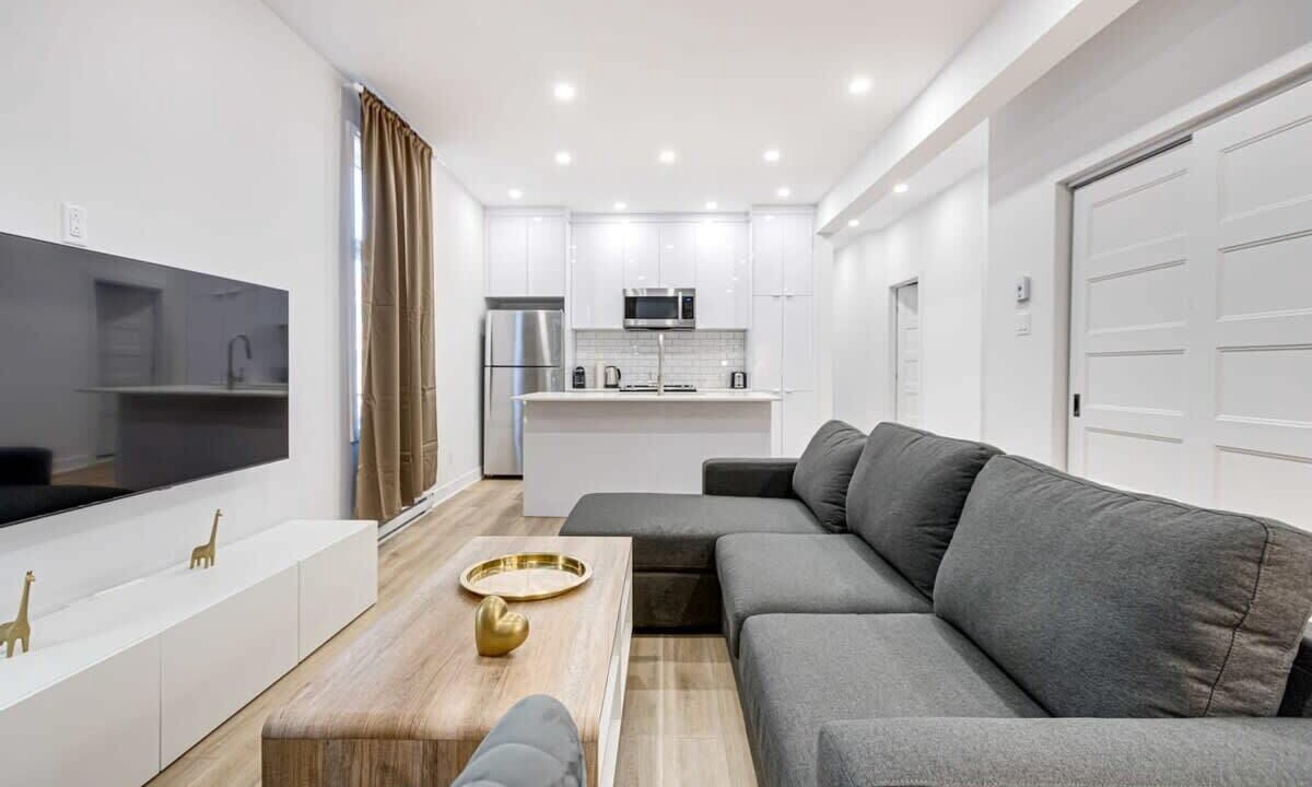 Photo of Livingroom in Mile End