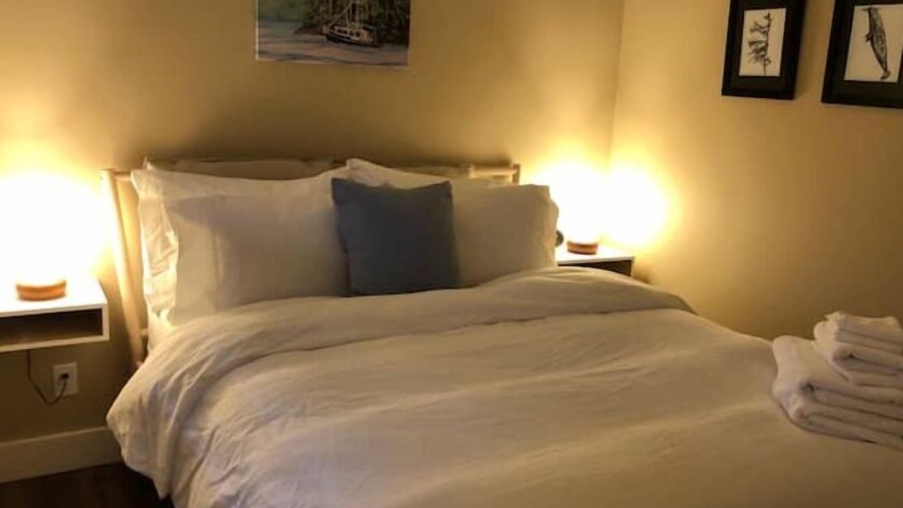 Photo of Bedroom in Port Renfrew
