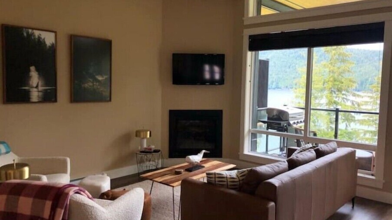 Photo of Livingroom in Port Renfrew