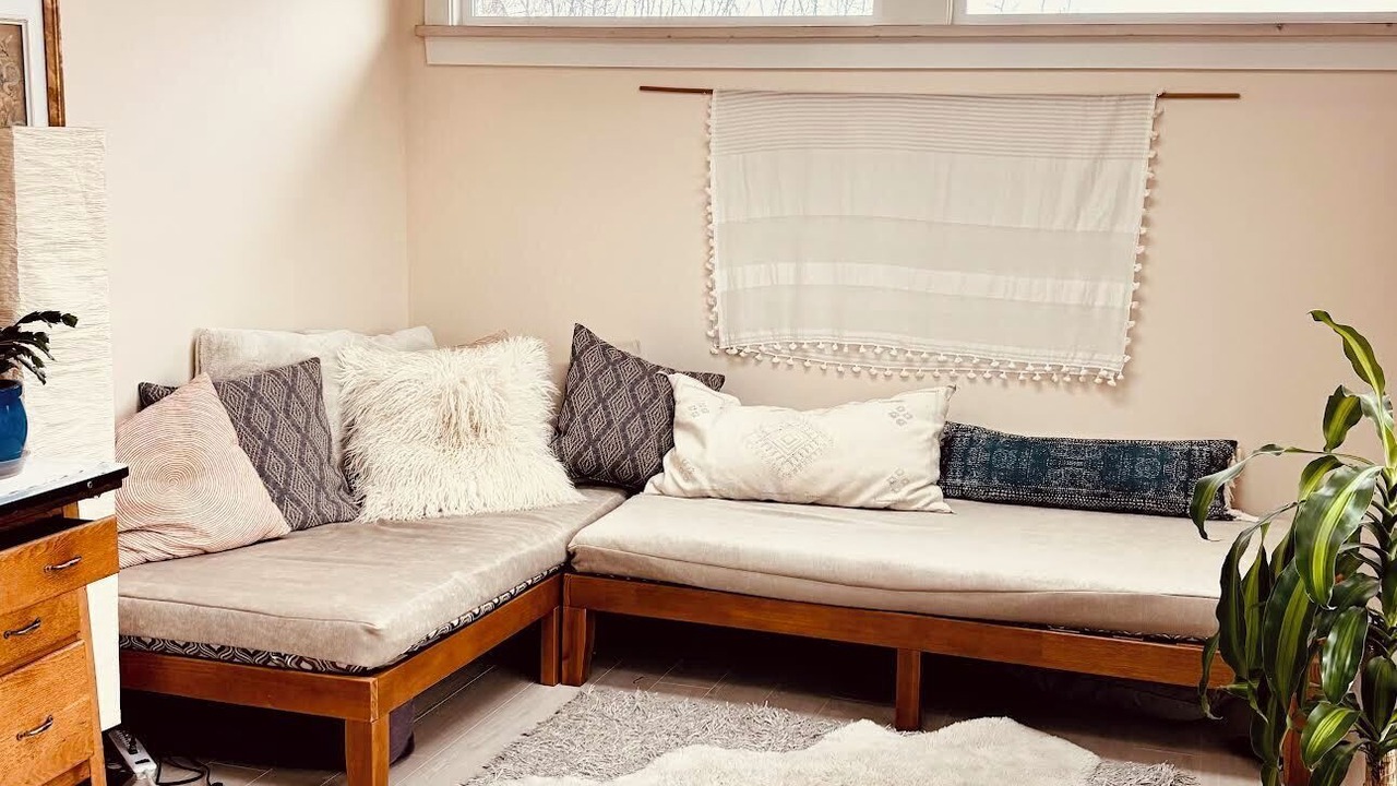 Photo of Livingroom in Union Bay