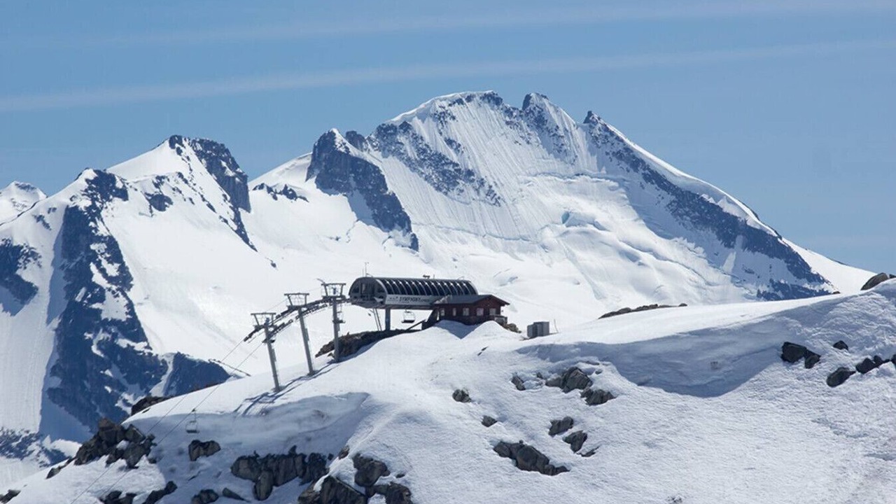 Photo of Others in Blackcomb