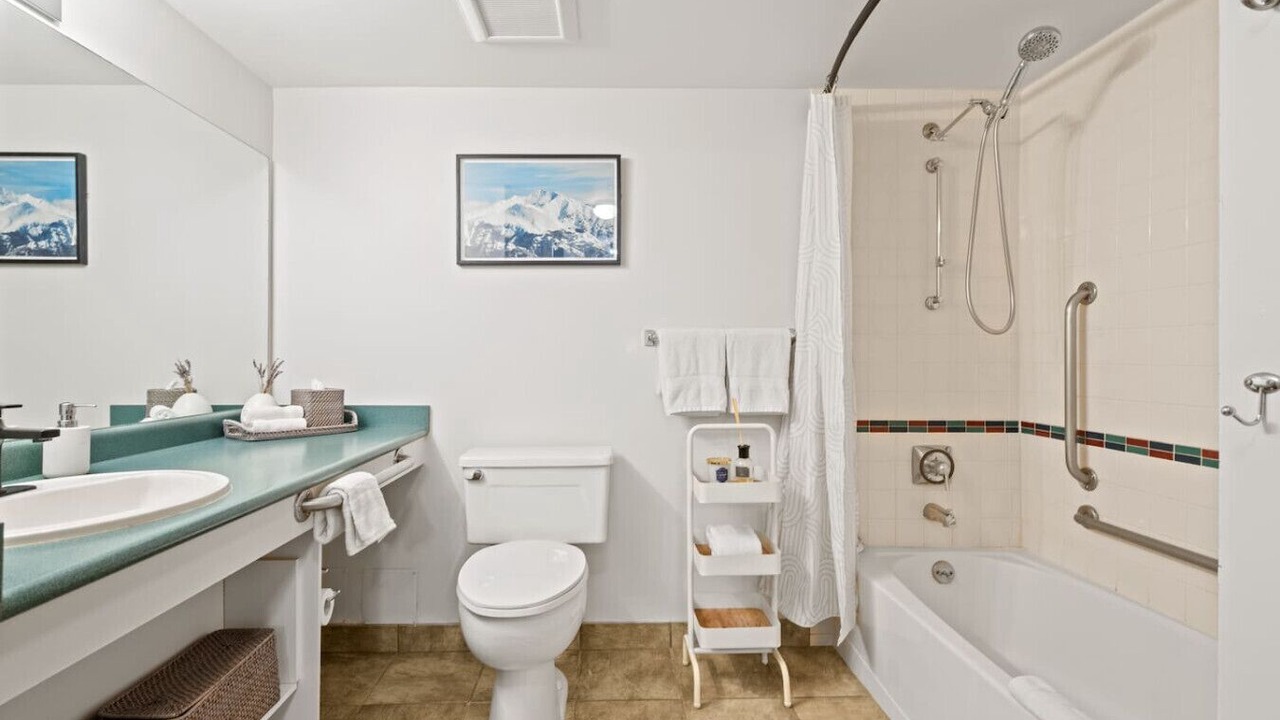 Photo of Bathroom in Village North