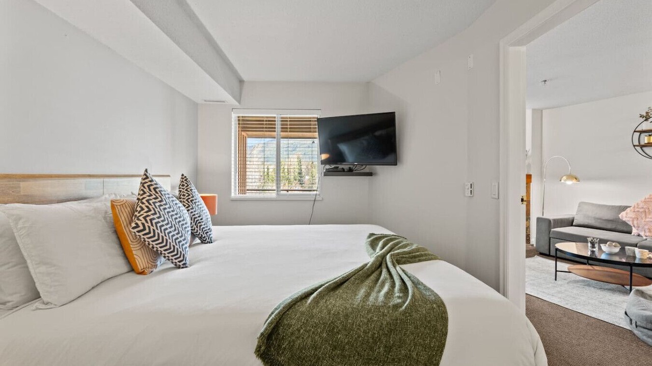 Photo of Bedroom in Village North