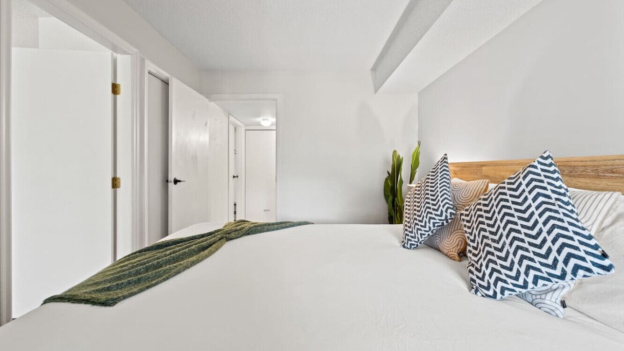 Photo of Bedroom in Village North