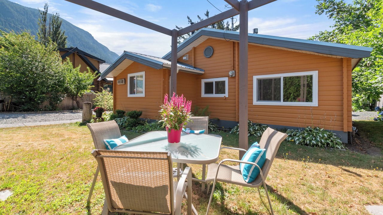 Photo of Outdoor in Harrison Hot Springs