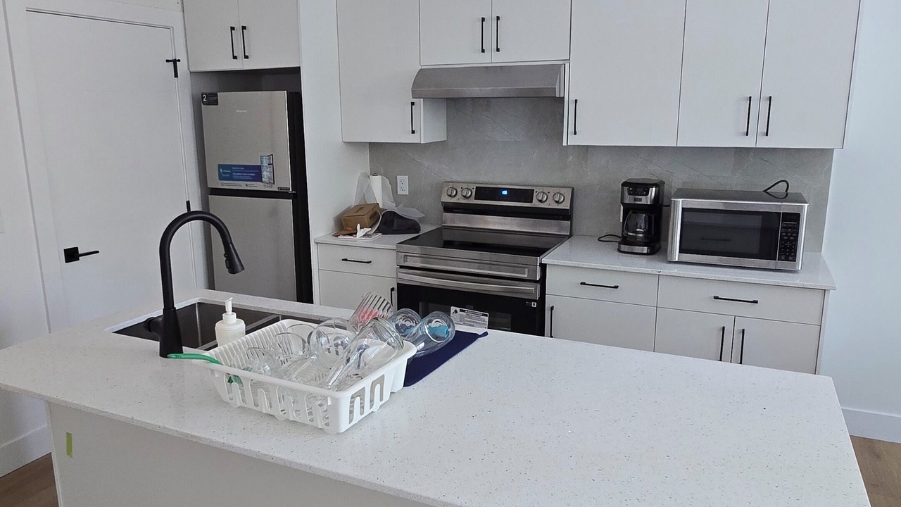 Photo of Kitchen in West Kelowna Estates
