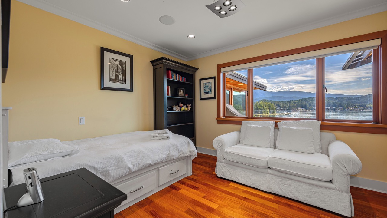 Photo of Bedroom in Dollarton