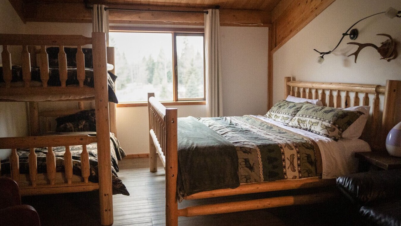 Photo of Bedroom in Rock Lake