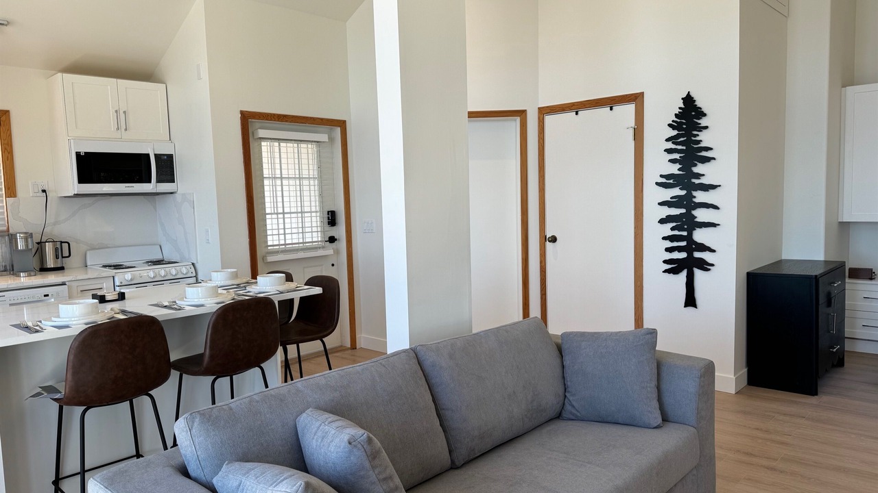 Photo of Livingroom in Pender Island