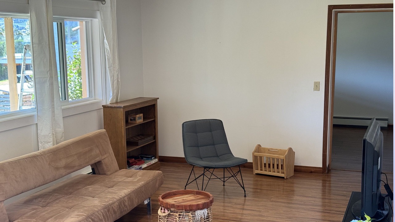 Photo of Livingroom in Central Okanagan