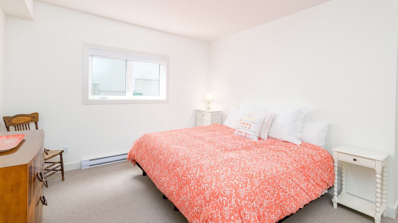 Photo of Bedroom in Black Mountain