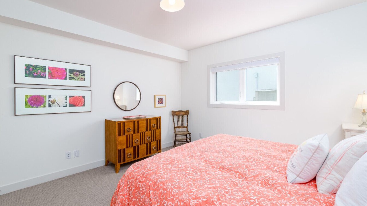 Photo of Bedroom in Black Mountain