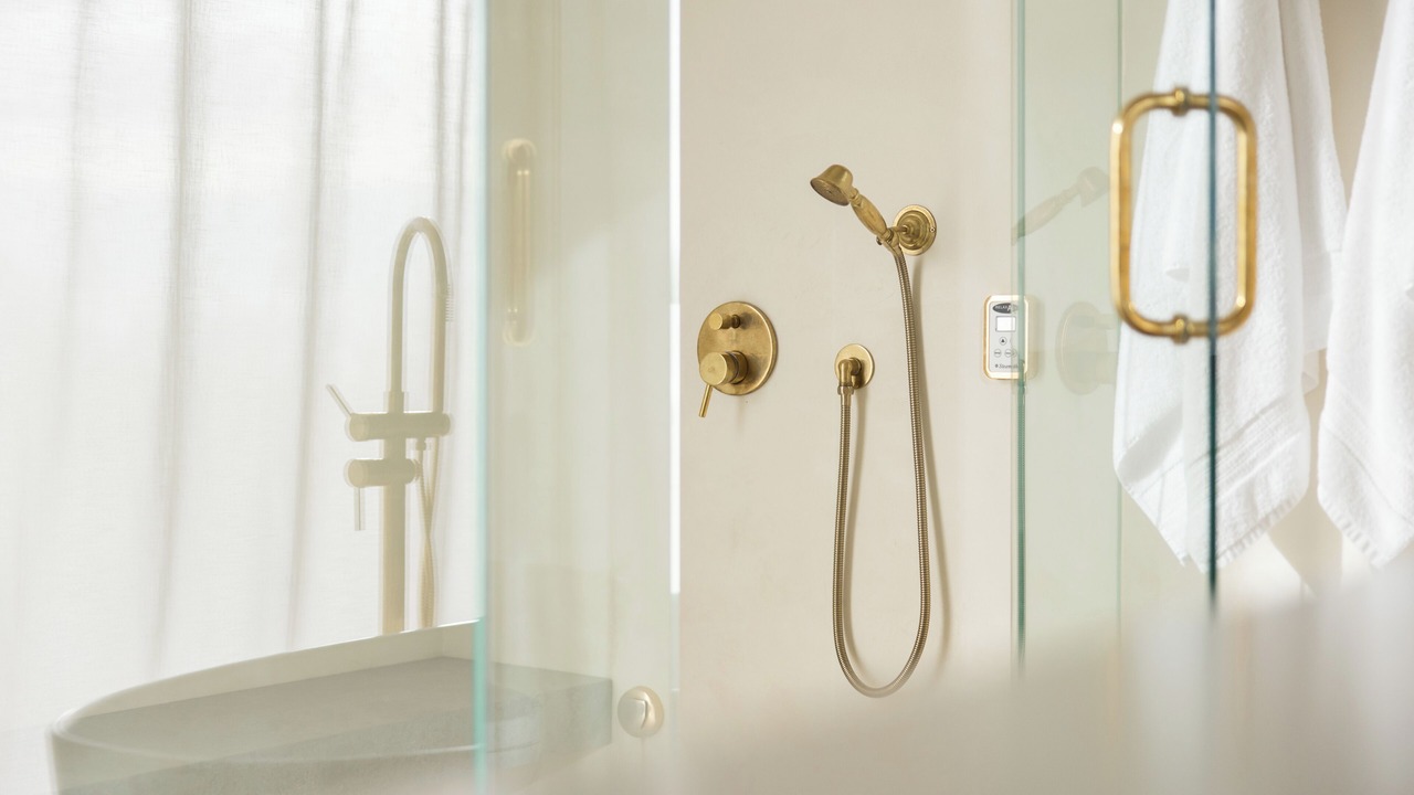 Photo of Bathroom in Roberts Creek